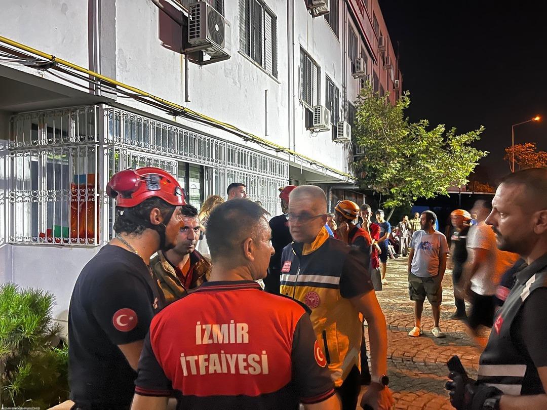 İzmir'deki engelli bakım evinde yangın! Sigaradan etkilenen 12 kişi hastaneye kaldırıldı 3