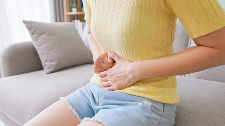 Genç Yaşta Rahim Kanseri Belirtileri Nelerdir? Genç Yaşta Rahim Kanseri Nasıl Anlaşılır? Tedavi Yöntemleri Nelerdir?