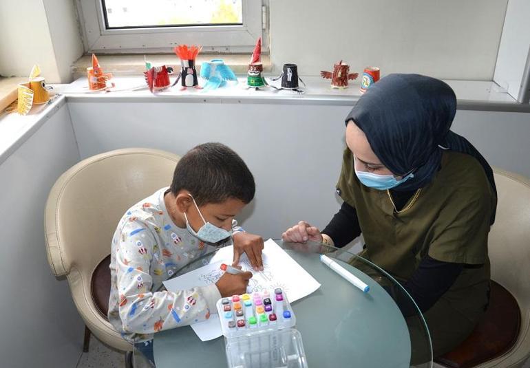 Babası sayesinde hayata geçti. Uzman noktanın altını çizdi: organların nakli insan hayatını kurtardı.